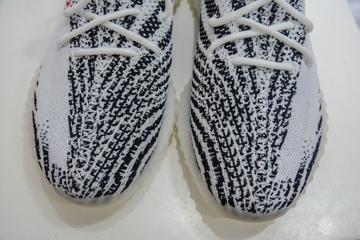 280 Yeezy 350v2 zebra 白斑马  CP9654