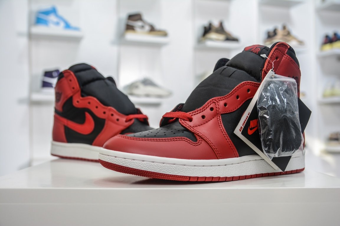 260 Air Jordan 1 High OG "Varsity Red" AJ1 高帮 反转黑红BQ4422-600