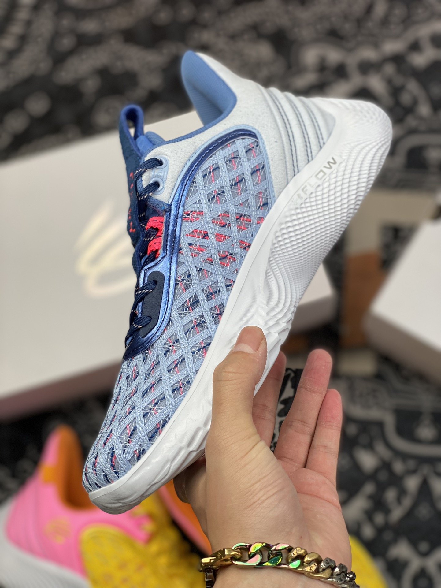 300 Under Armour Curry 9 库里9代 粉蓝