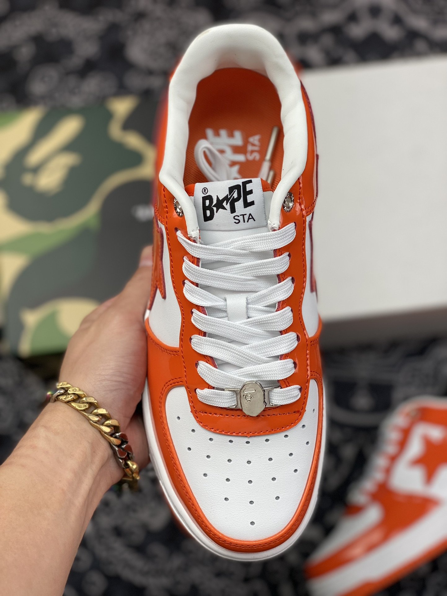 380 潮流教父nigo品牌 王源同款 Bape Sta “Tokyo” 白橙 OZXSH191002MH