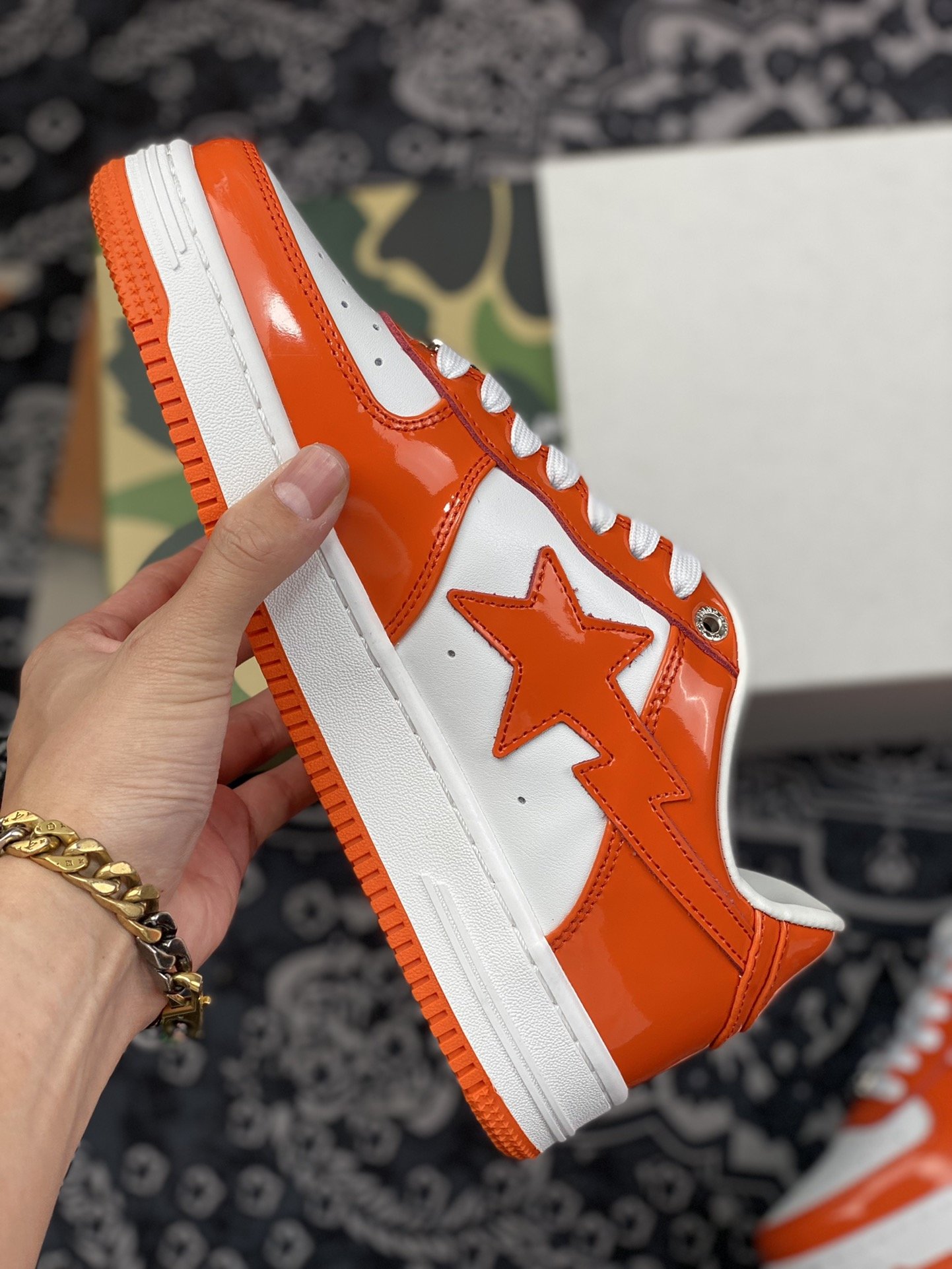 380 潮流教父nigo品牌 王源同款 Bape Sta “Tokyo” 白橙 OZXSH191002MH