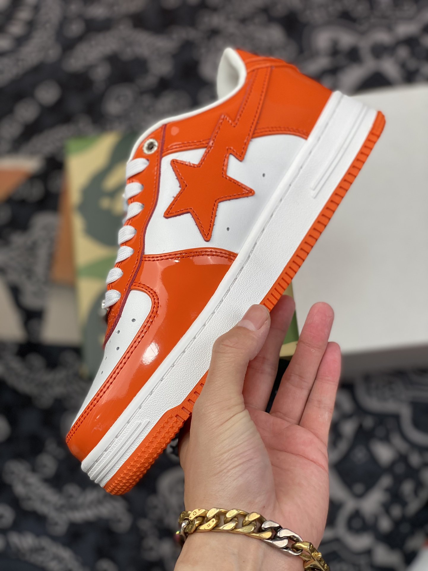 380 潮流教父nigo品牌 王源同款 Bape Sta “Tokyo” 白橙 OZXSH191002MH