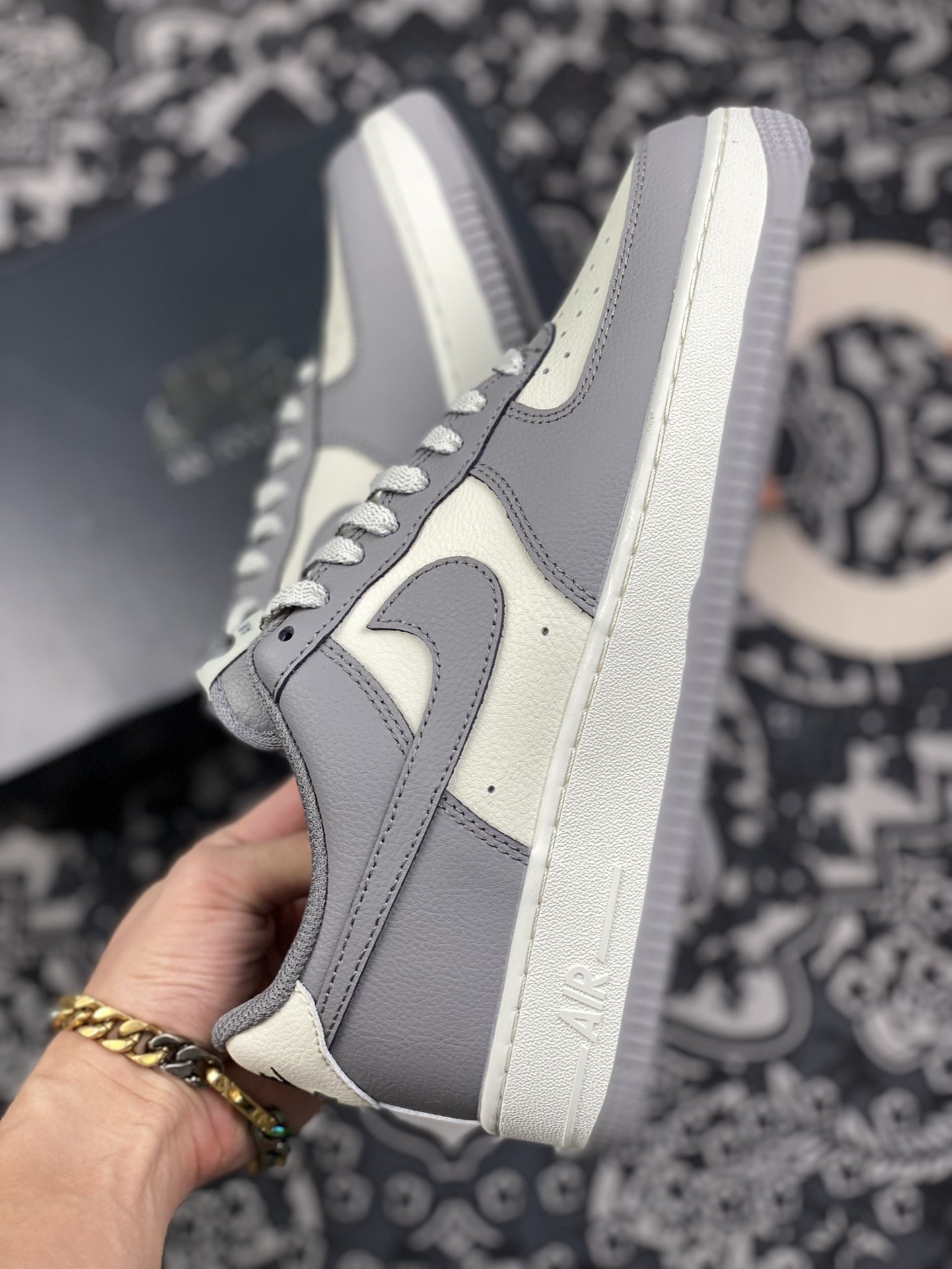 200 原厂 级别 Nike Air Force 1 空军一号 烟灰 DY2351-100