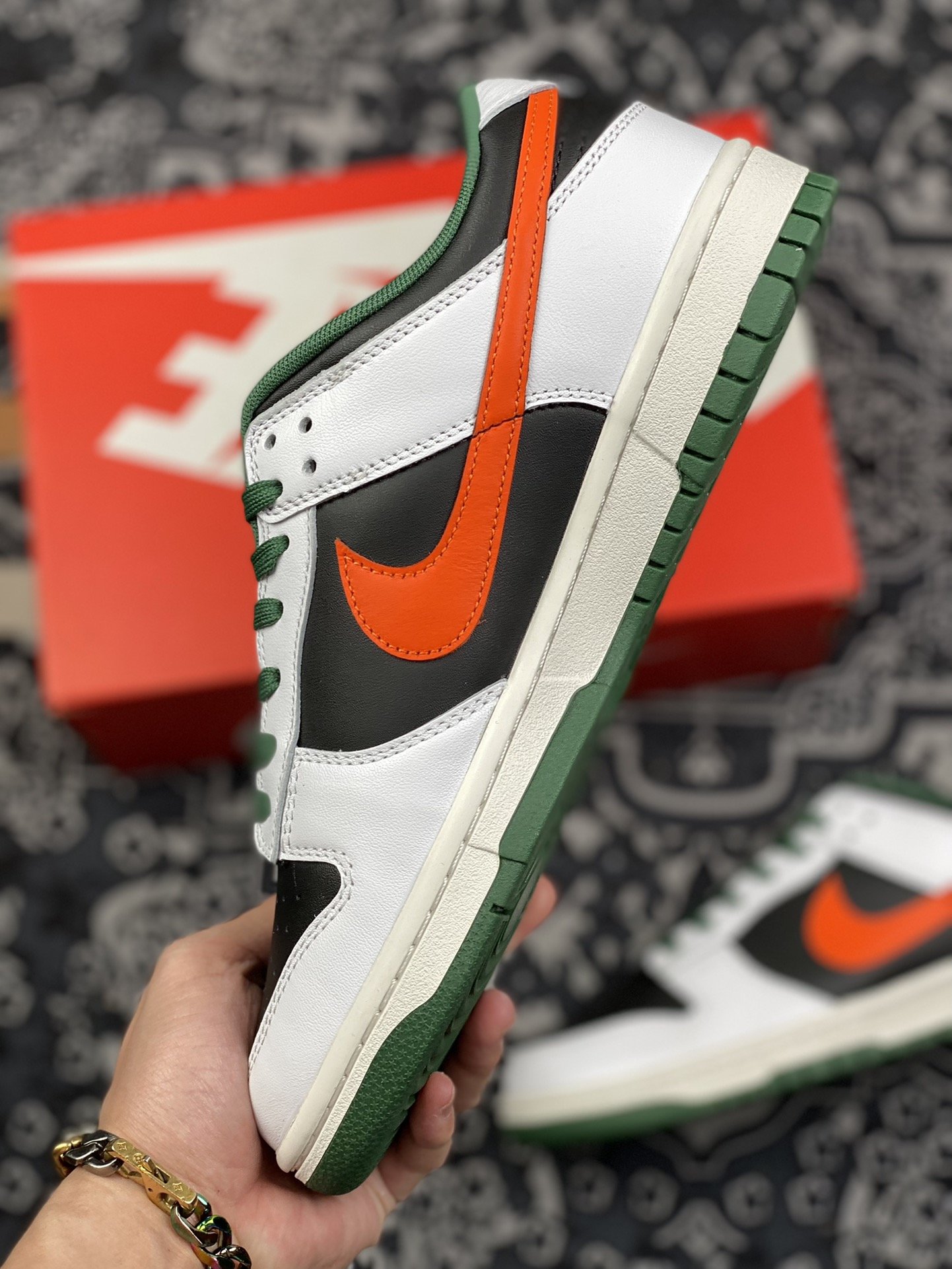 320 纯原批次 Nike Dunk LOW “White/Black/ green”白黑绿 情侣款  DO7412-997