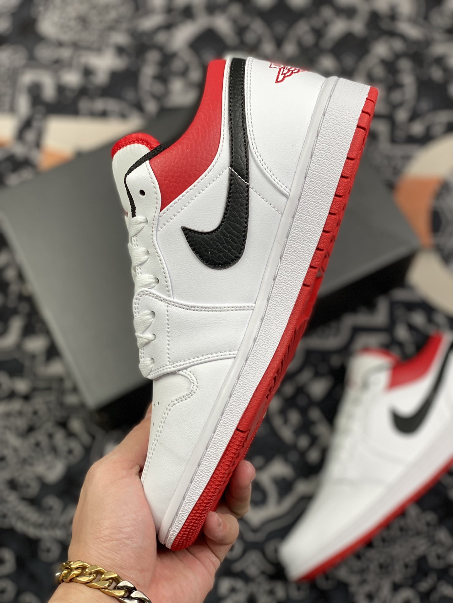 200 Air Jordan1 Low低帮复古篮球鞋 白黑红553558-118