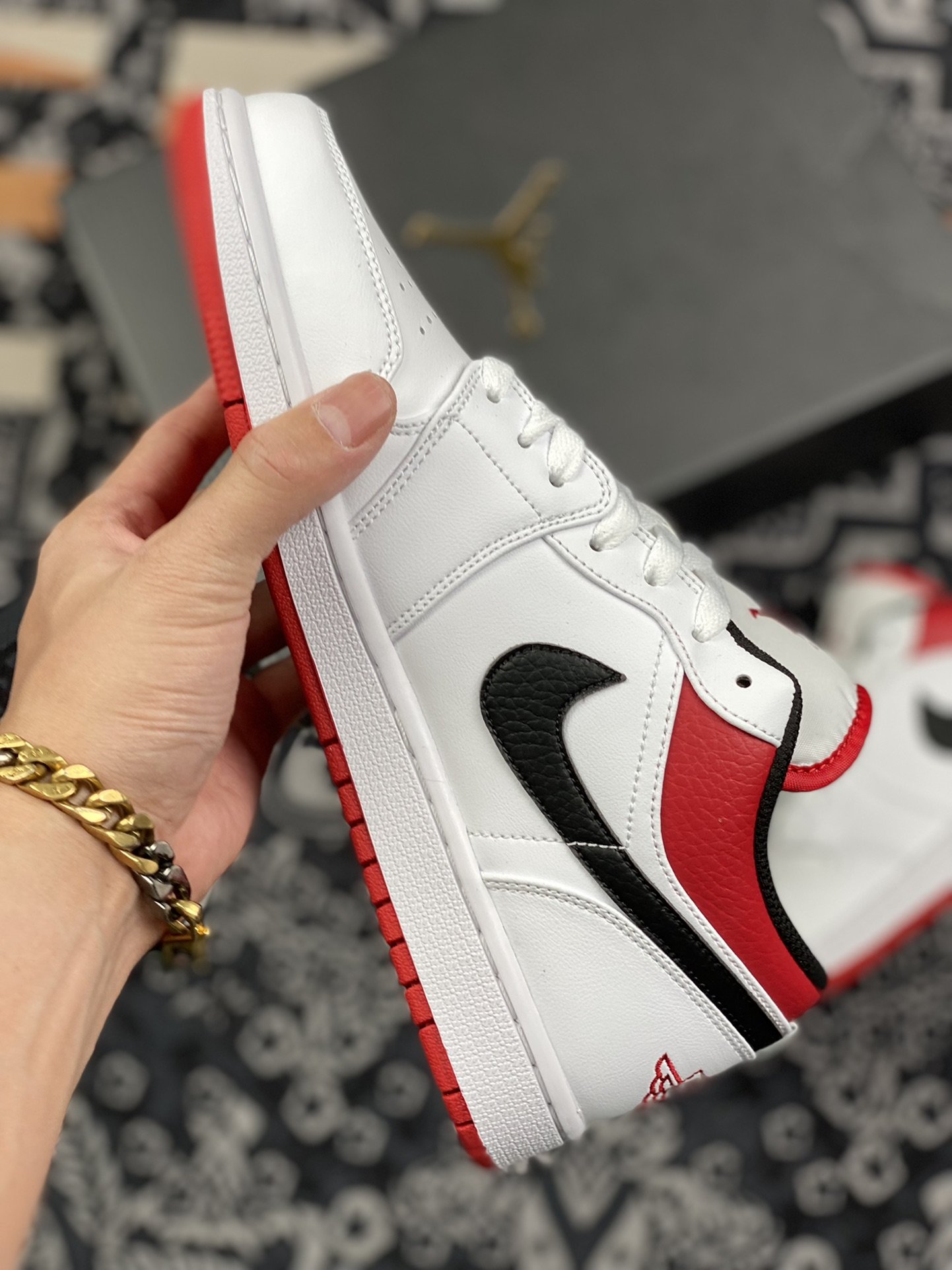 200 Air Jordan1 Low低帮复古篮球鞋 白黑红553558-118