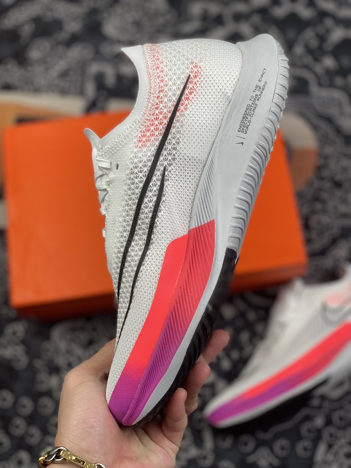 240 Nike ZoomX Streakfly 2022新款 马拉松 柔软缓震超轻透气超级跑鞋 DJ6566-100