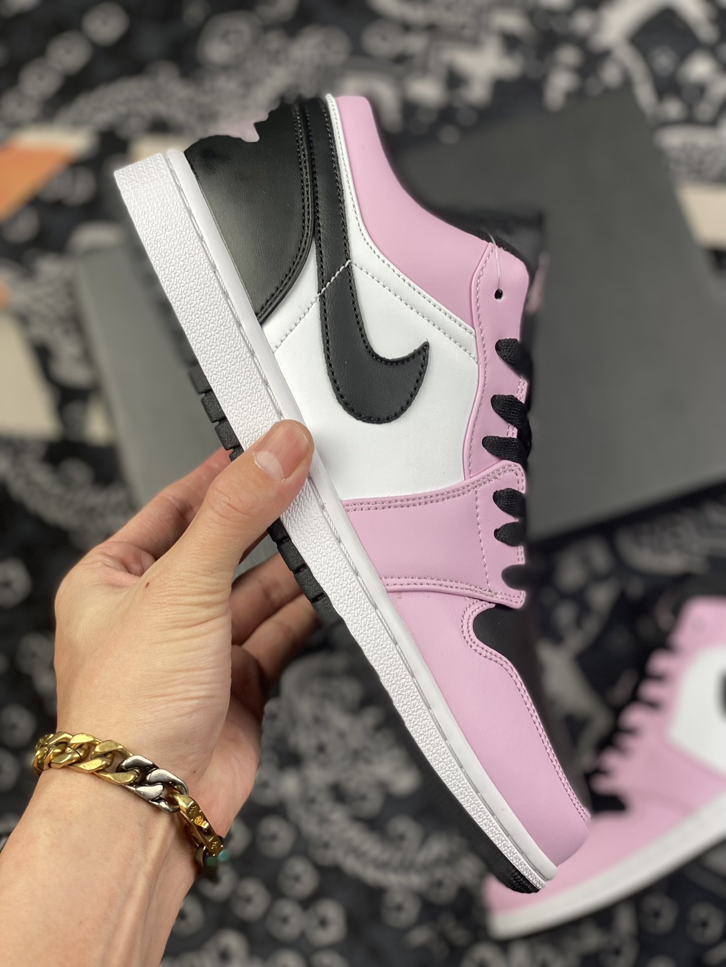 200 Air Jordan 1 Low GS “Light Arctic Pink”粉白熊猫鞋身554723-601