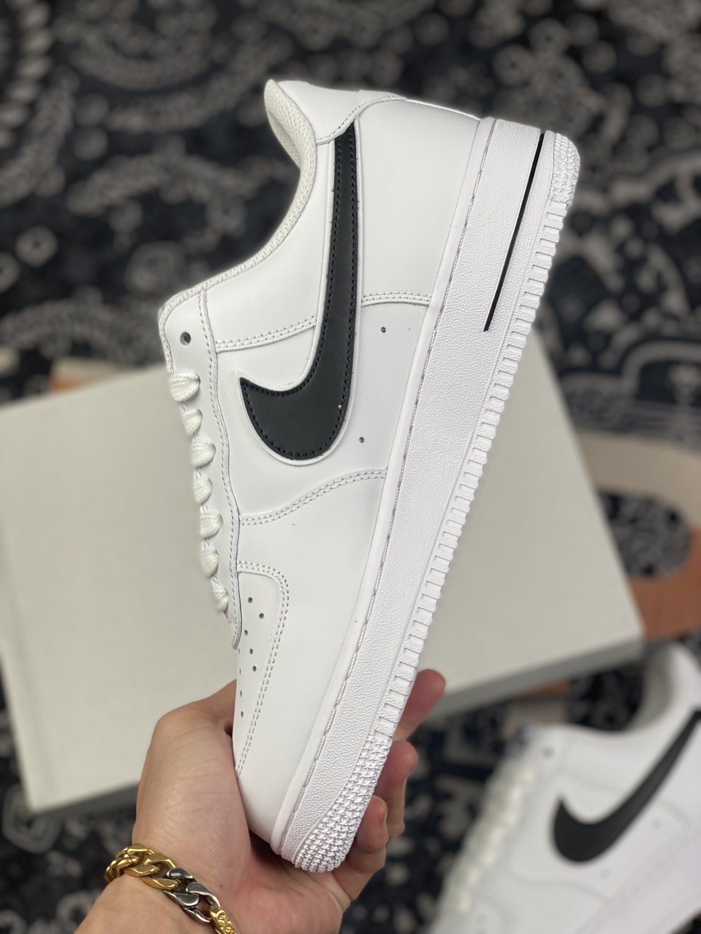 200 Nike Air Force 1 Low 白黑勾 空军一号低帮运动休闲板鞋 AO2423-101