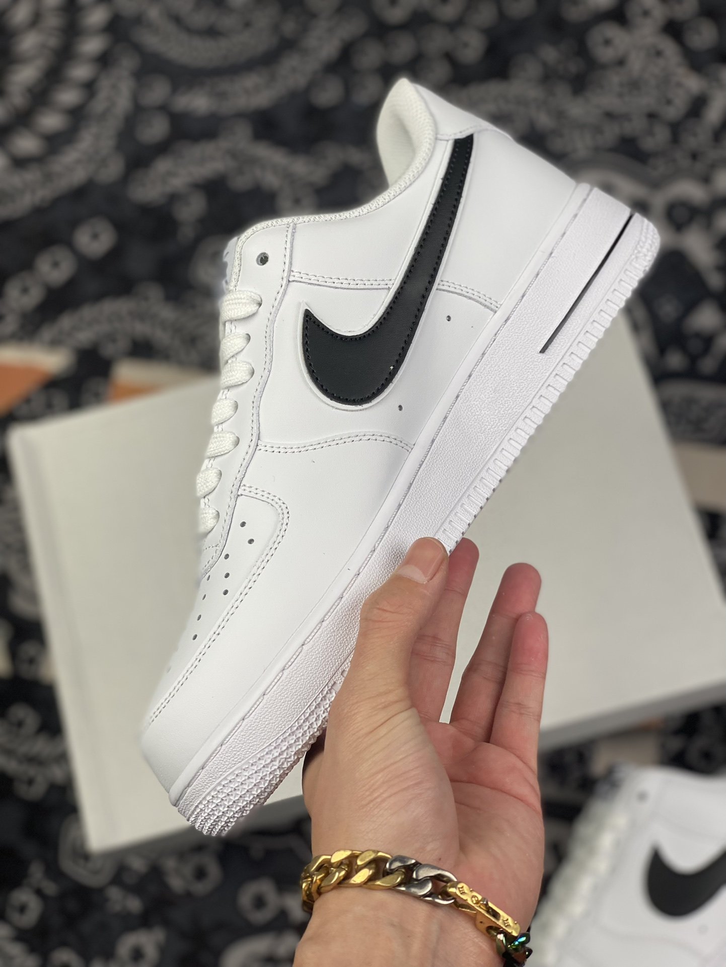 200 Nike Air Force 1 Low 白黑勾 空军一号低帮运动休闲板鞋 AO2423-101