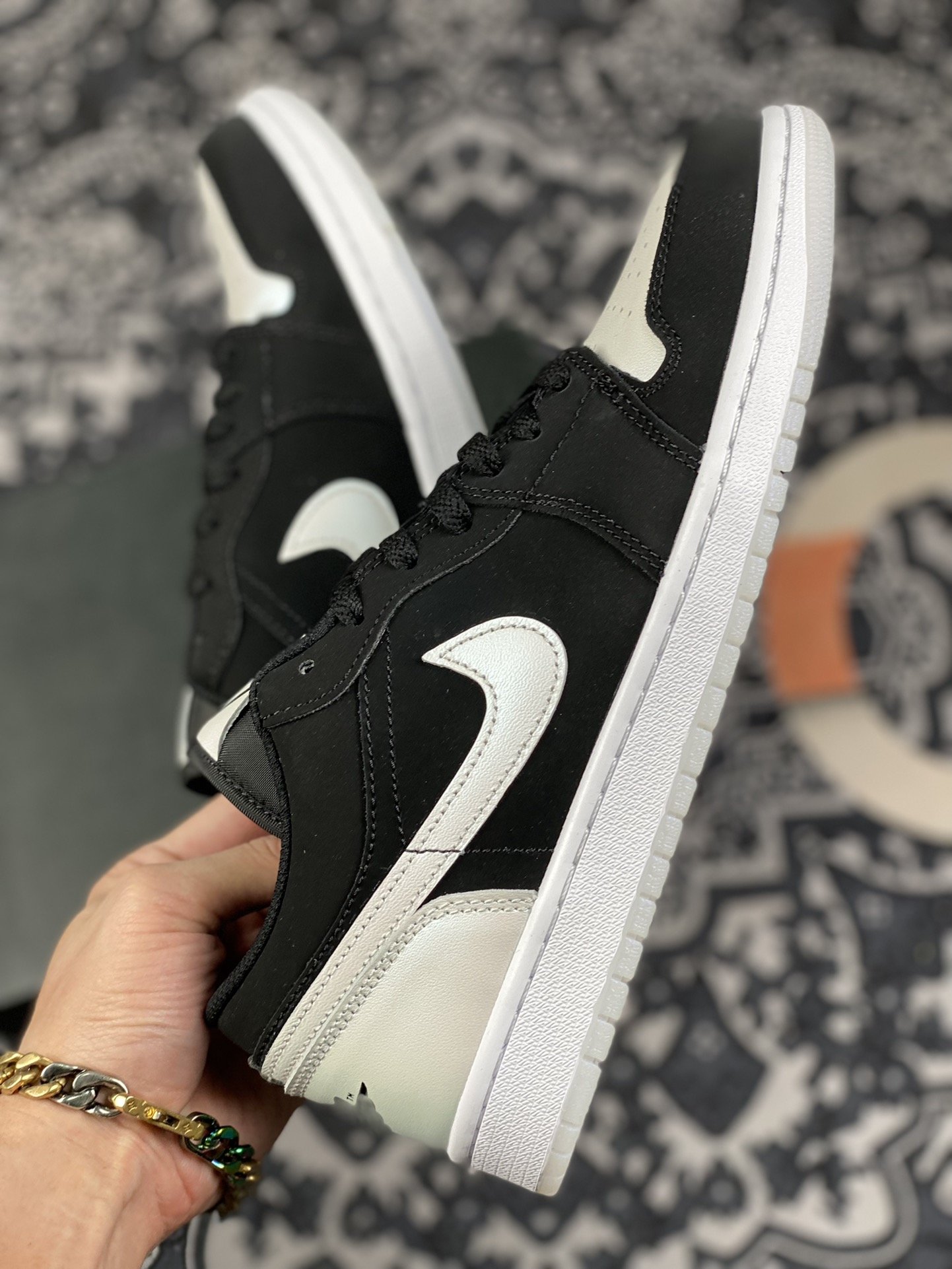 240 Air Jordan 1 Low 黑白熊猫 Low系列出售 DH9631-001