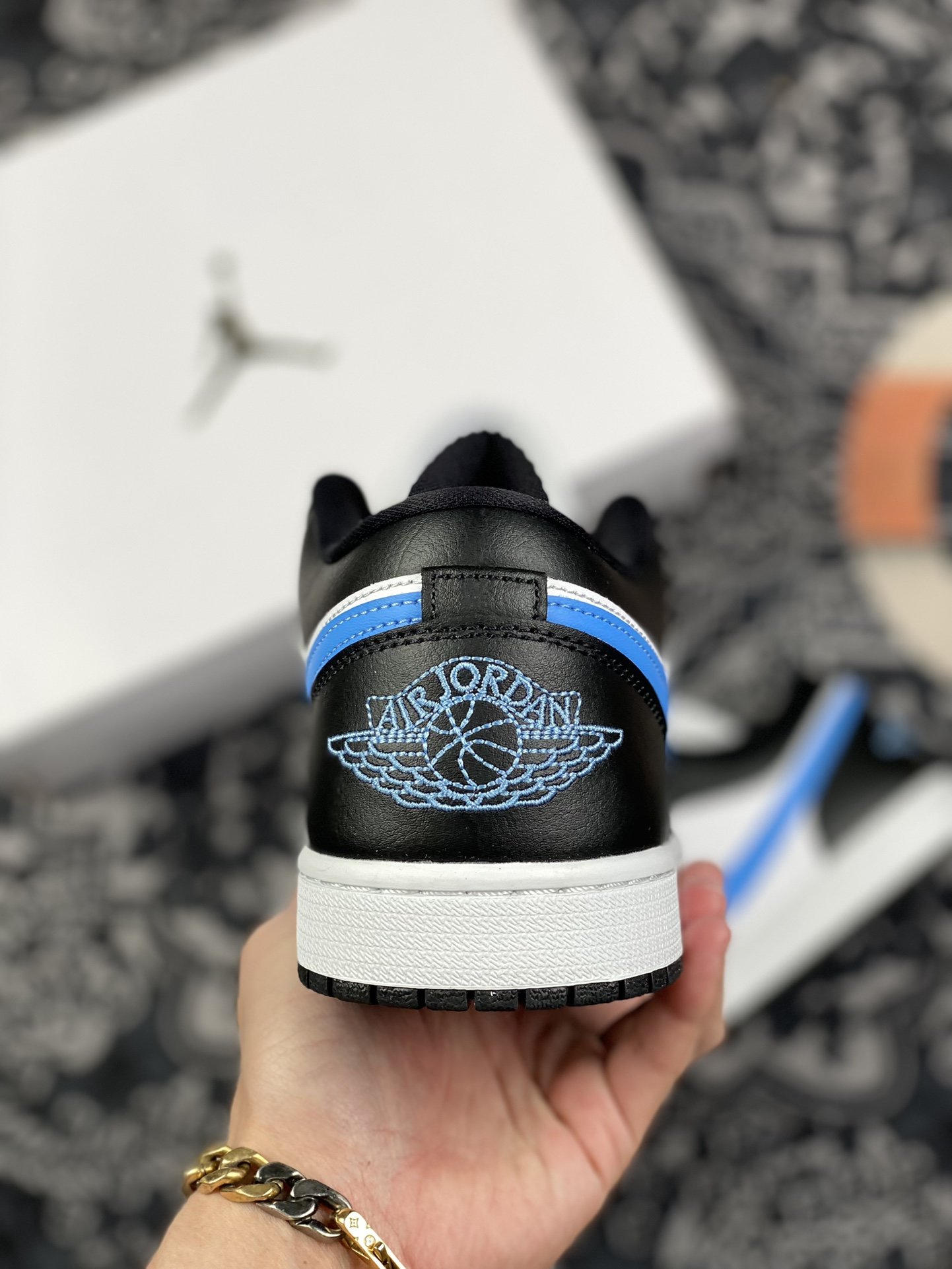 240 Air Jordan 1 Low “University Blue”黑白蓝 Low DC0774-041