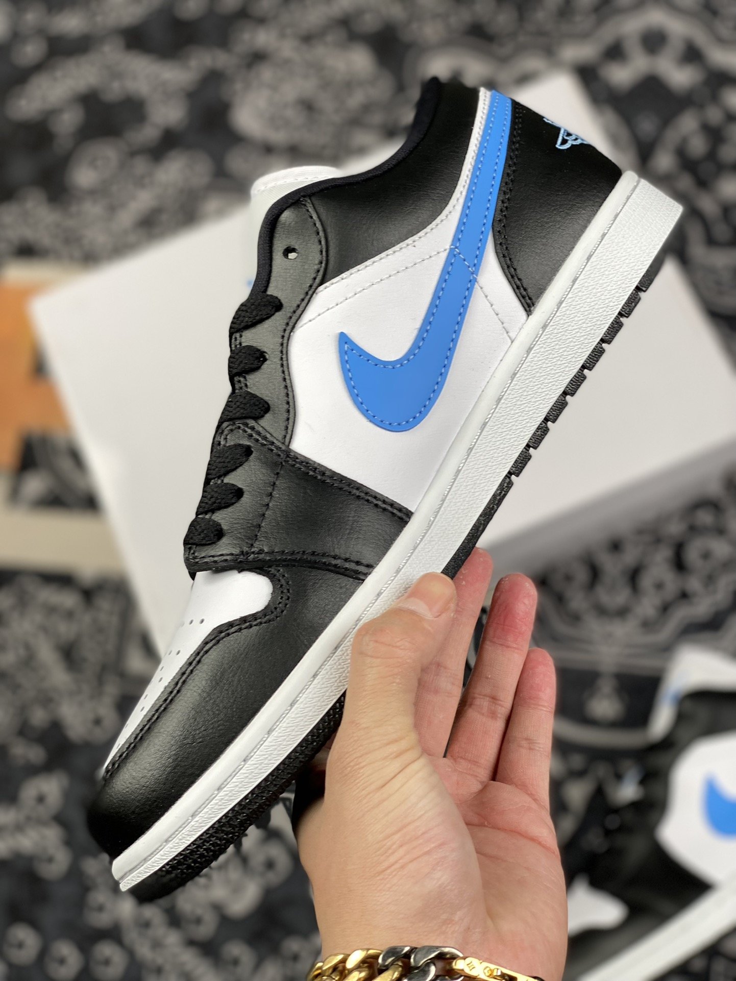 240 Air Jordan 1 Low “University Blue”黑白蓝 Low DC0774-041