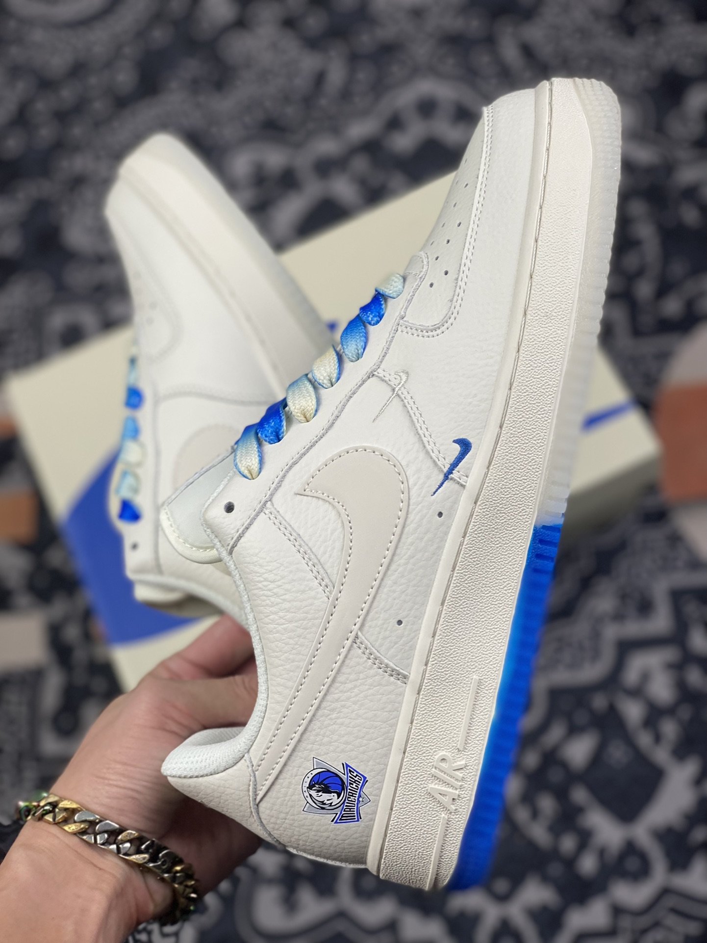 200 平民版 Nike Air Force 1 空军一号渐变白蓝 DH2088-606