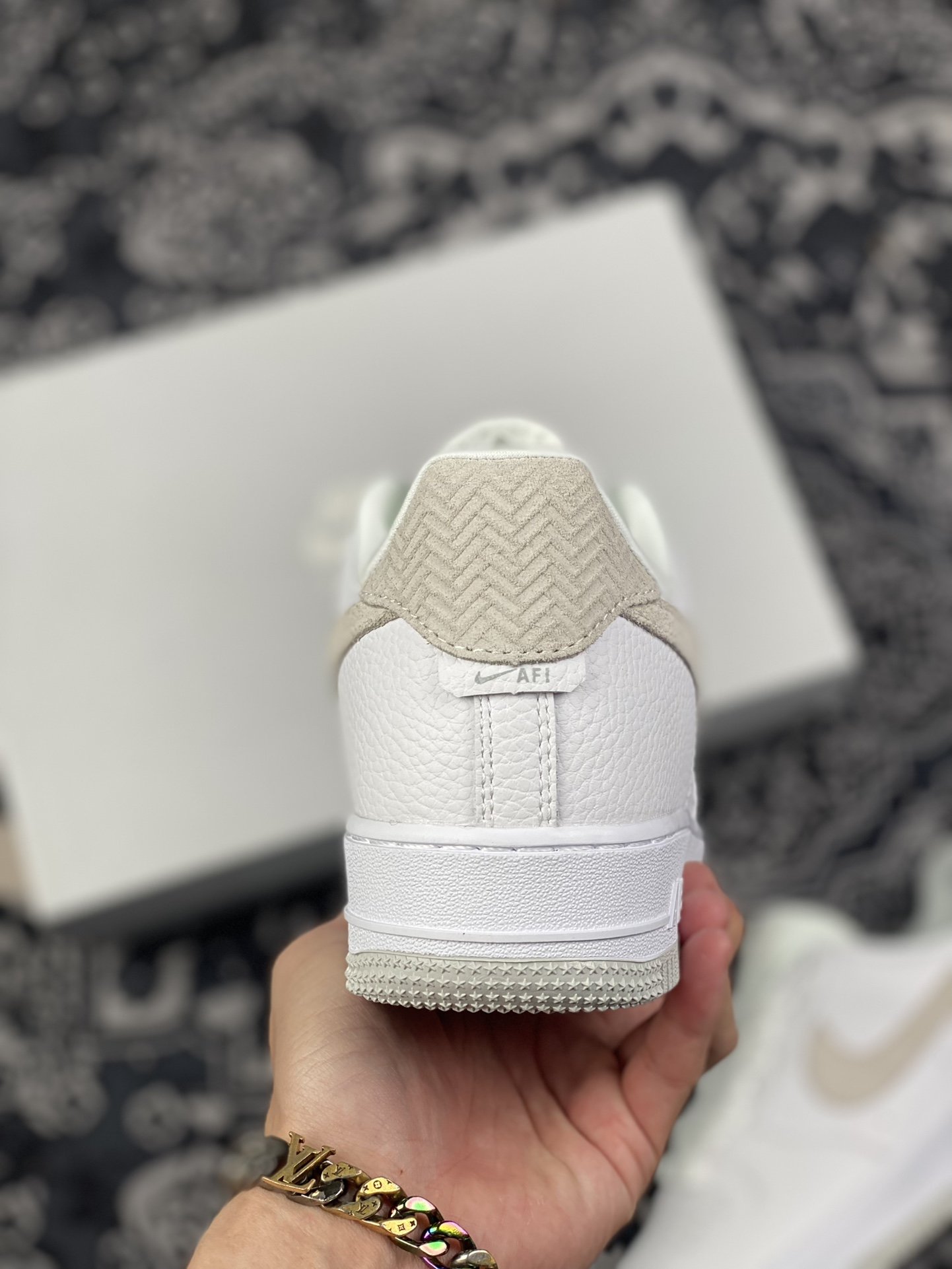 220 小红书爆款 Nike Air Force 1 Low ’07 Craft “灰白”低帮空军一号休闲板鞋CN2873-100