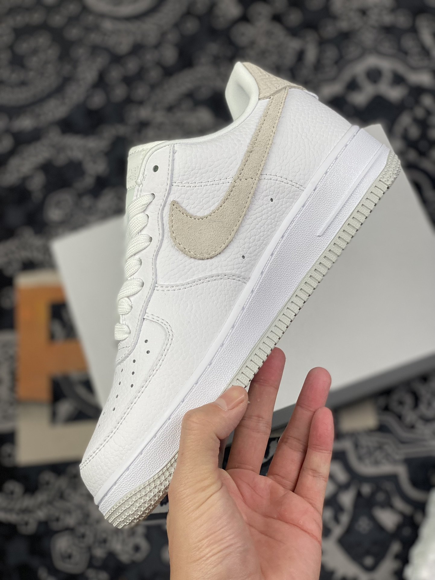 220 小红书爆款 Nike Air Force 1 Low ’07 Craft “灰白”低帮空军一号休闲板鞋CN2873-100