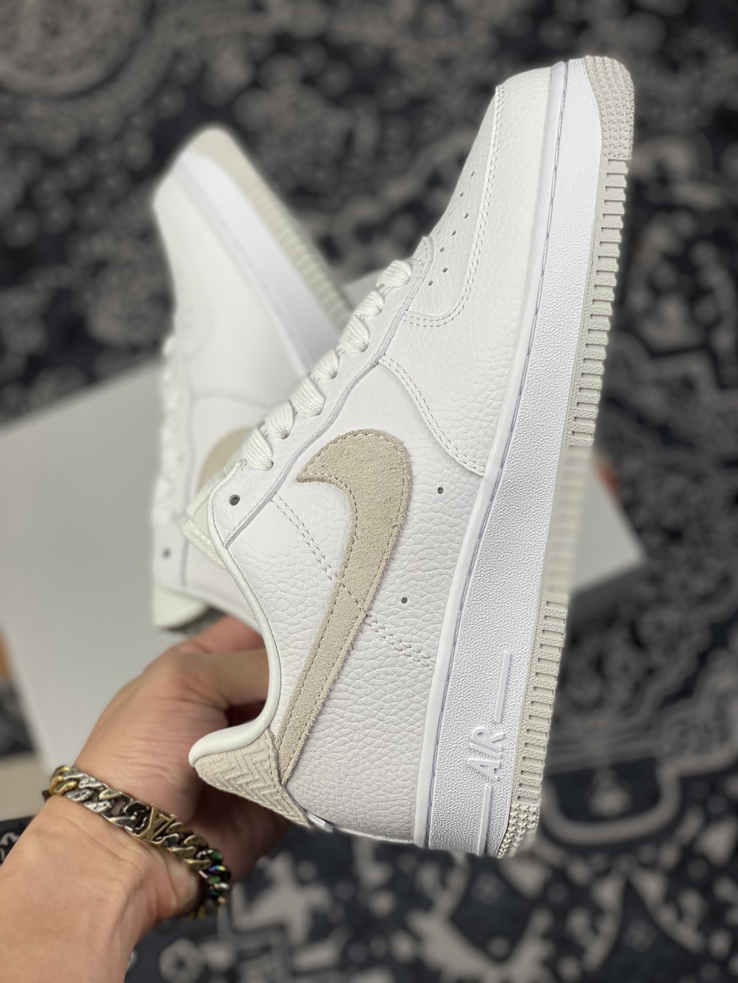 220 小红书爆款 Nike Air Force 1 Low ’07 Craft “灰白”低帮空军一号休闲板鞋CN2873-100