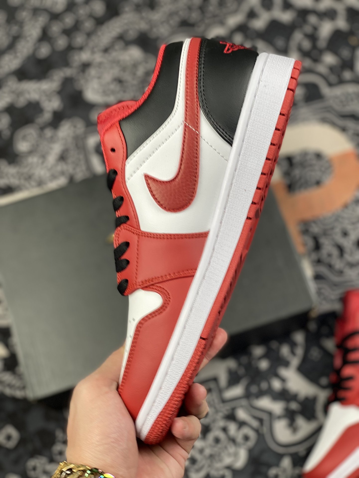 200 Air Jordan 1 Low 黑红 低帮篮球鞋553558-163