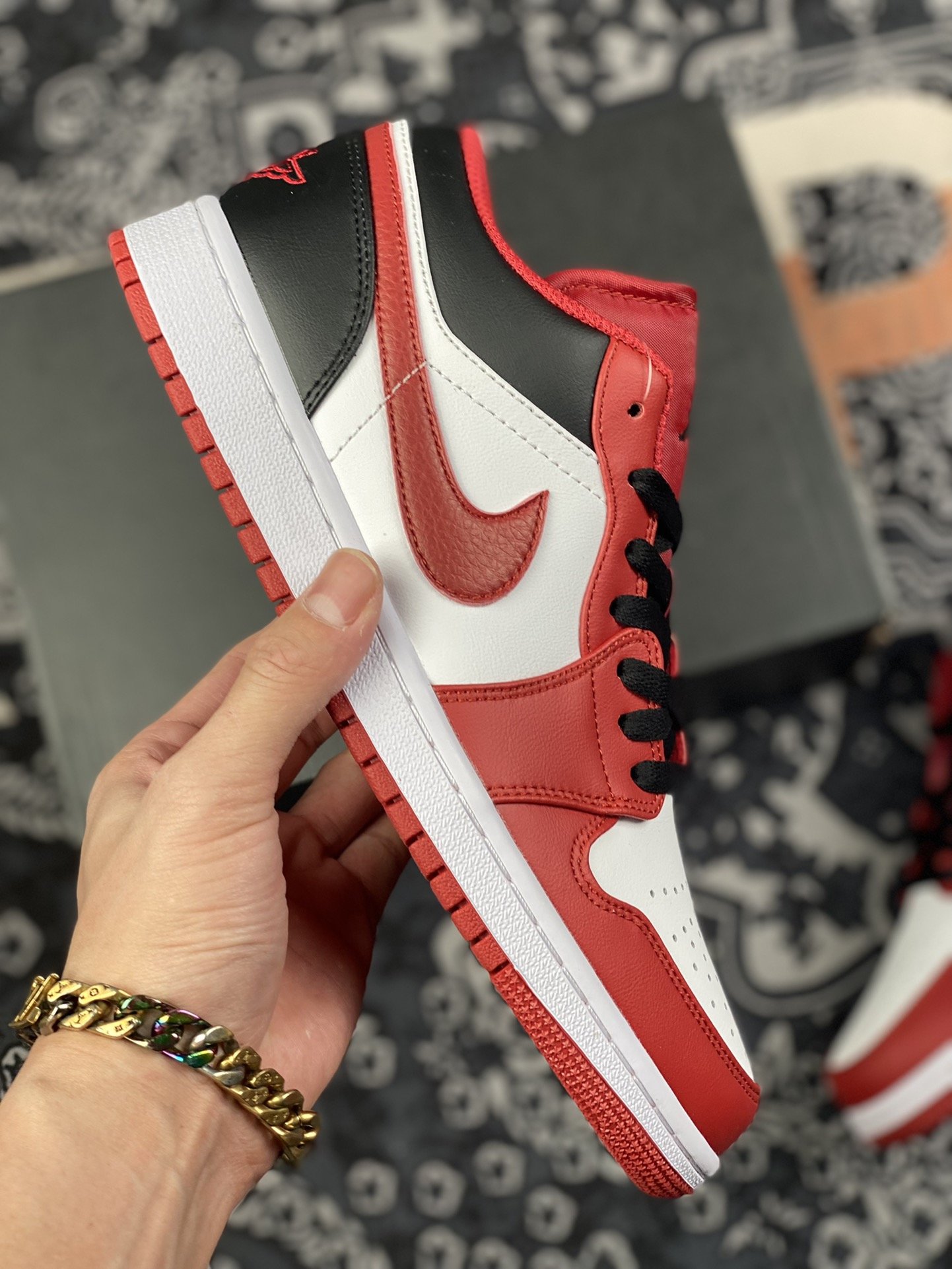 200 Air Jordan 1 Low 黑红 低帮篮球鞋553558-163