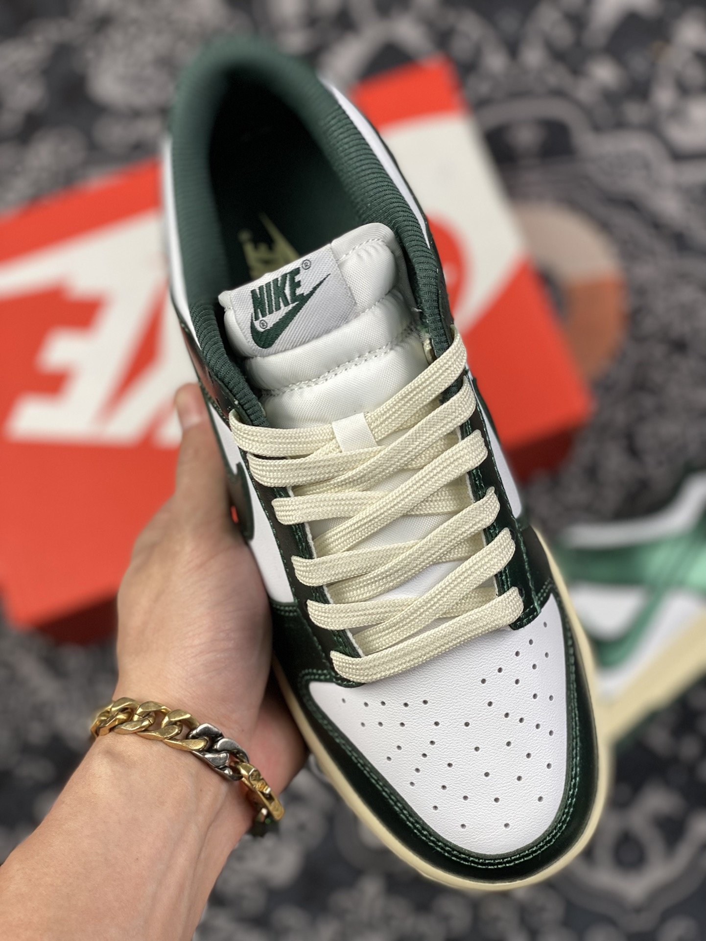 280 Nike Dunk Low Vintage Green"白绿做旧配色  DQ8580-100