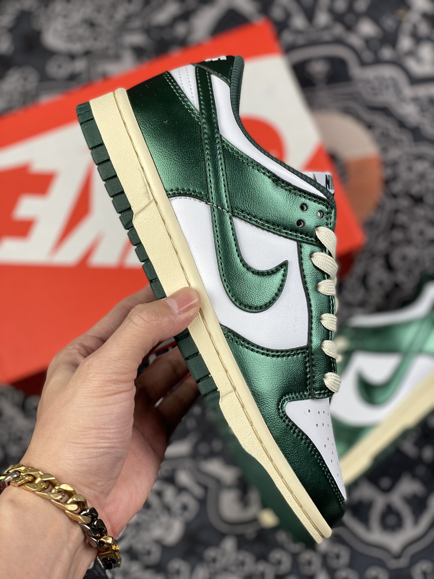 280 Nike Dunk Low Vintage Green"白绿做旧配色  DQ8580-100