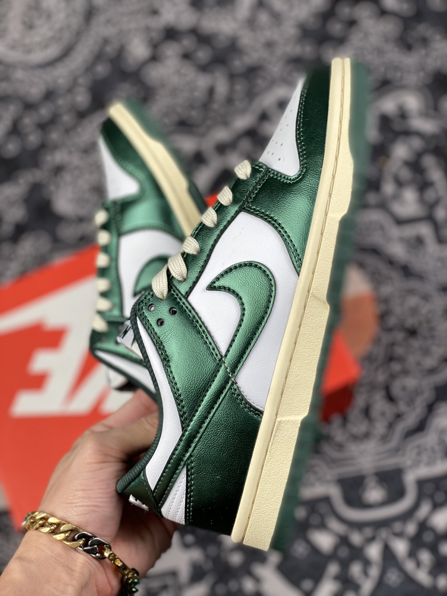 280 Nike Dunk Low Vintage Green"白绿做旧配色  DQ8580-100