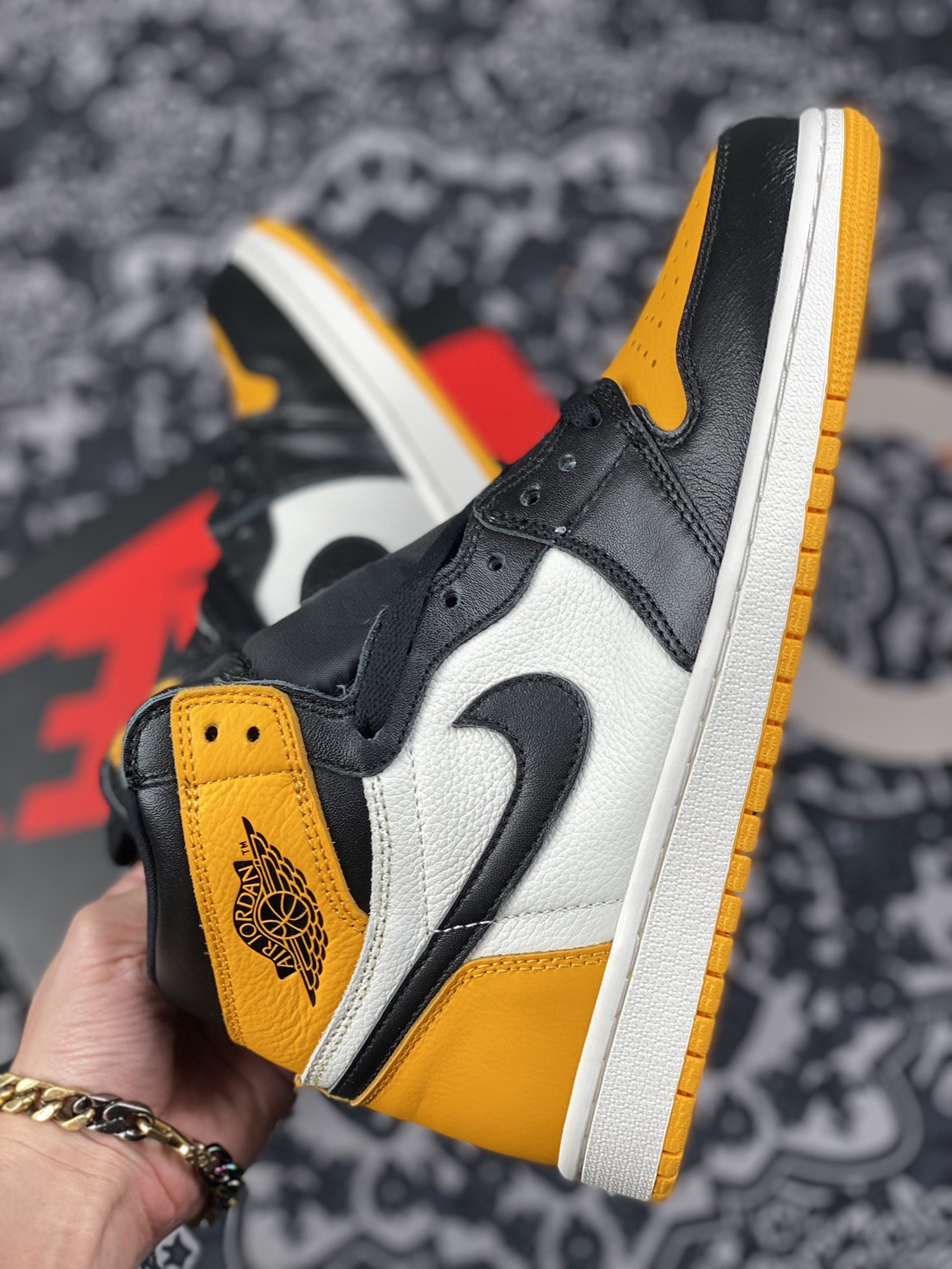 280 性价比版本 Air Jordan 1 Retro High OG AJ1 乔1黑黄脚趾 555088-711