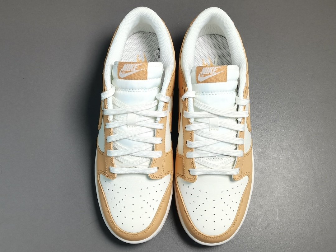 浅橙色 NIKE DUNK LOW ＂Harvest Moon＂复古休闲板鞋  DD1503-114