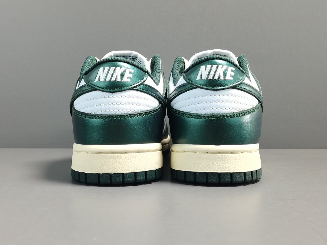 白绿 NIKE DUNK LOW ＂Vintage Green＂复古休闲板鞋 做旧  DQ8580-100