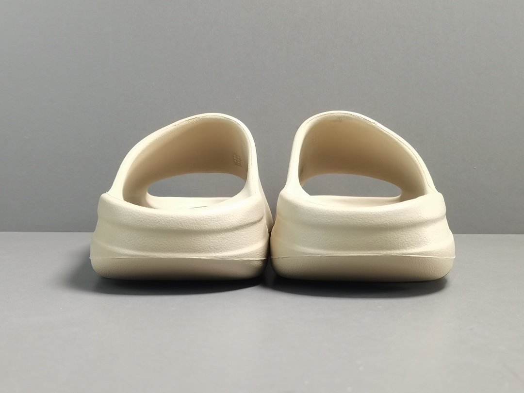 雾面 AD Originals Yeezy Slide GW1934