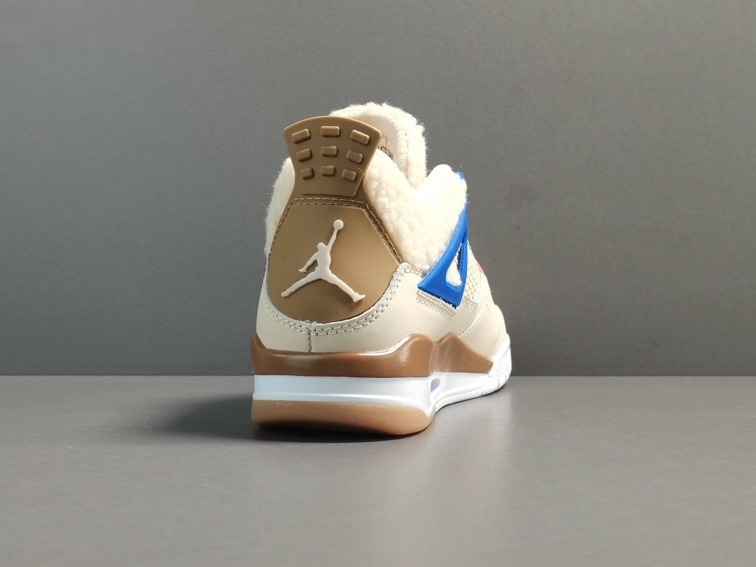 卡其色 羊羔绒 女款 Air Jordan 4 （GS）＂Where Things Are＂复古篮球鞋 DH0572-264