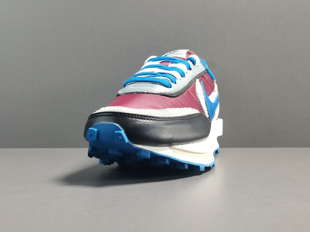 sacai x Nike LDWaffle ＂Night Maroon and Team Royal＂ DJ4877-600