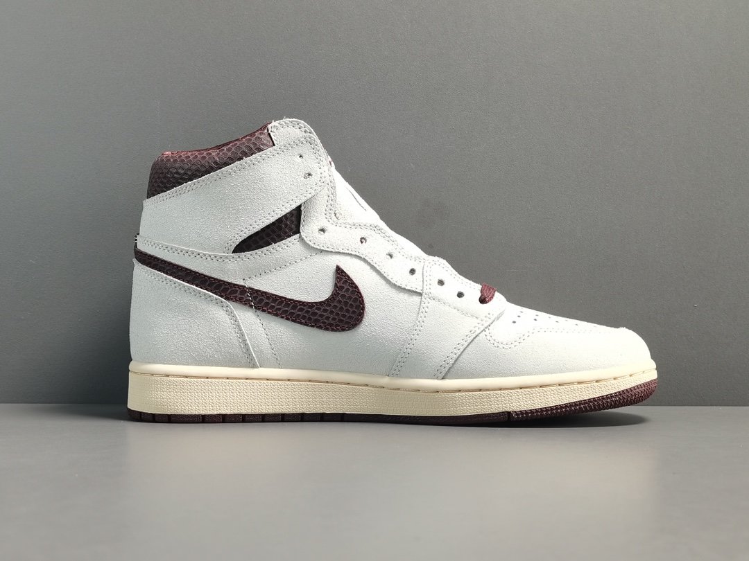 灰棕 蛇纹 A Ma Maniere x Air Jordan 1 Retro High OG SP＂sail and Burgundy＂复古修闲篮球鞋  DO7097-100