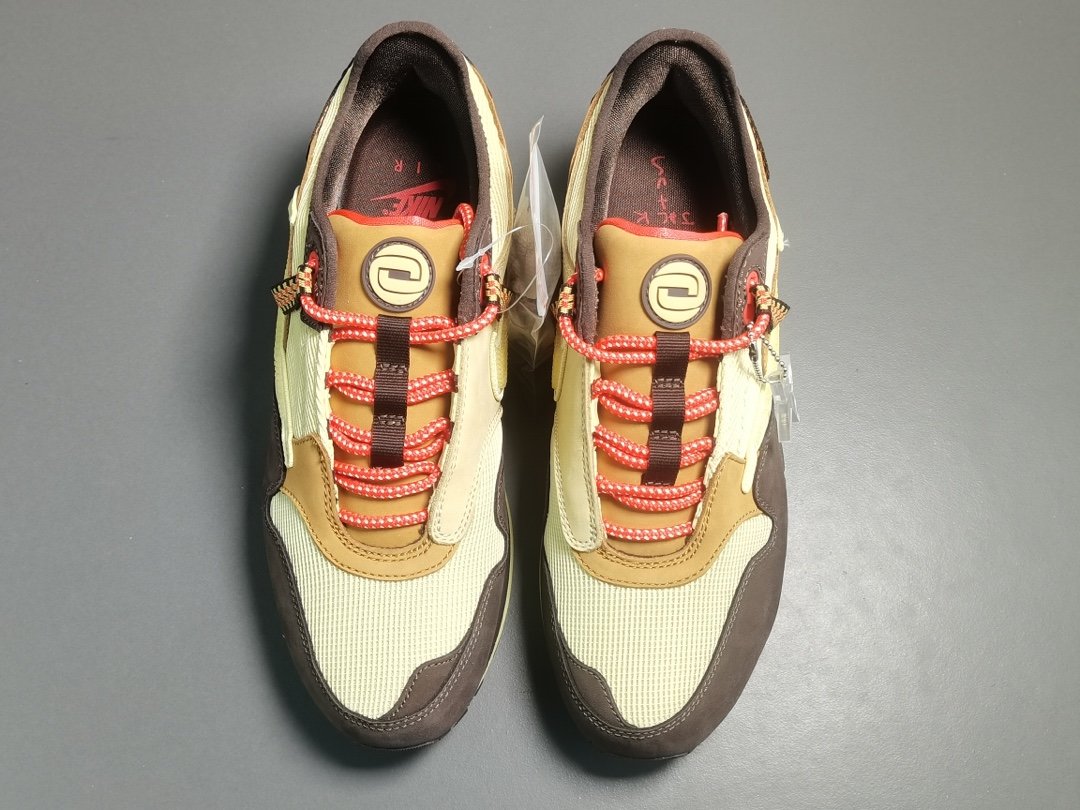 卡其棕 倒钩 Travis Scott X Nike Air Max 1 ＂BaroqueBrown＂复古休闲跑步鞋 DO9392-200 尺码：36-48（含半码) X博士】开发指导，釆用99厂材质，二维码标，供货稳定。