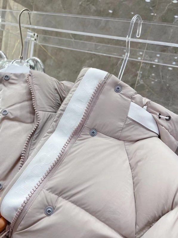 柔粉色 Canada Goose FW21 Pastel 系列 Junction 白标派克连帽羽绒服 2602LB1-856