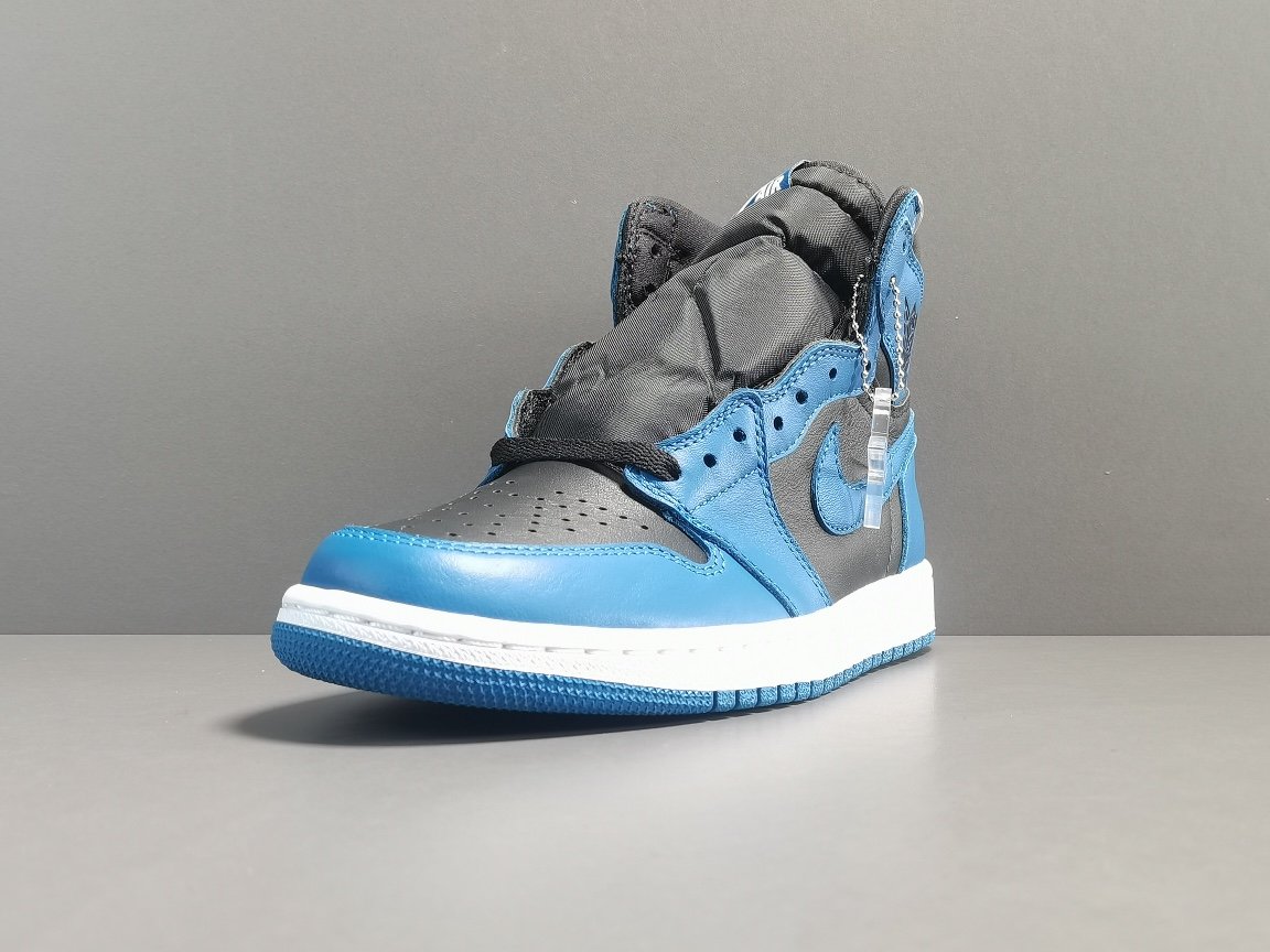 Air Jordan 1 Retro High OG ＂Dark Marina Blue＂555088-404