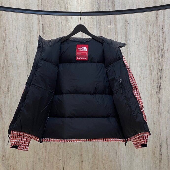 红色 Supreme SS21 Week 5 x The North Facestudded Nuptse Nuptse Jacket