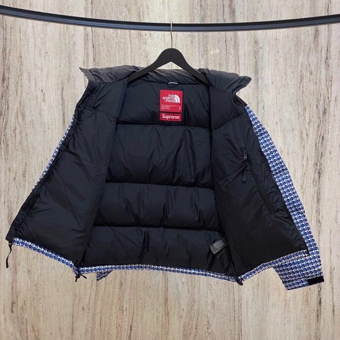 蓝色 Supreme SS21 Week 5 x The North Facestudded Nuptse Nuptse Jacket  连帽羽绒服