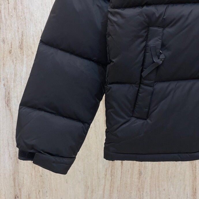 黑色THE NORTH FACE 1996 Retro Nuptse Jacket 拼接可收纳连帽700蓬连帽羽绒服