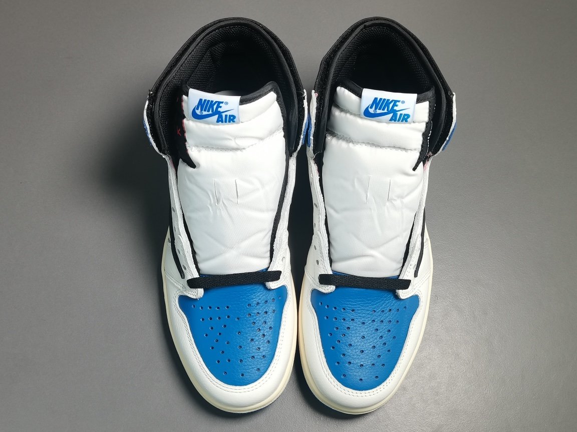 白蓝Travis Scott Fragment X Air Jordan 1 High OG＂Military Blue＂闪电  DH3227-105